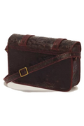 Achterkant Dr. Martens Satchel Floral Emboss met verstelbare schouderband