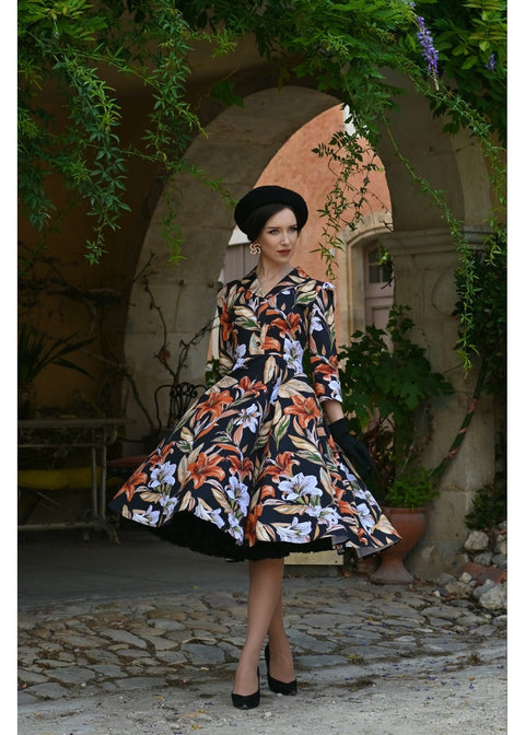 Hearts & Roses Lilia Floral Swing Jurk Zwart - foto 4