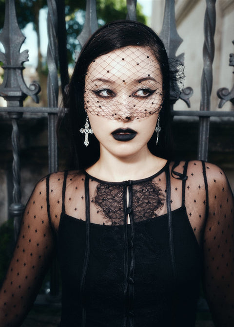 Hell Bunny Dark Knight Midi Jurk Zwart – campagnefoto 16