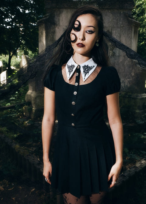 Hell Bunny Elizabeth Cathedral Mini Jurk Zwart Wit – campagnefoto 8