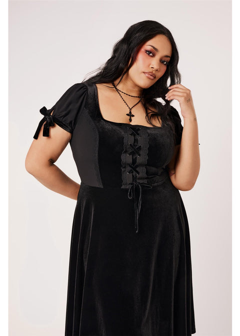 Hell Bunny Disenchanted Jurk Zwart - modelfoto bovenkant
