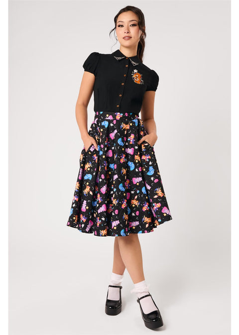 Hell Bunny x Care Bears Trick Or Sweet rok zwart - vooraanzicht op model