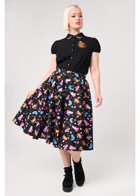 Hell Bunny x Care Bears Trick Or Sweet rok zwart - vooraanzicht op tweede model