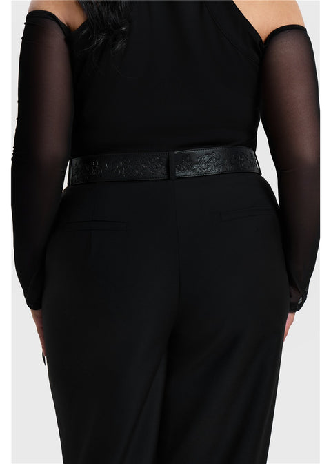Killstar Mothshade – Achterzijde van de riem op een curvy model