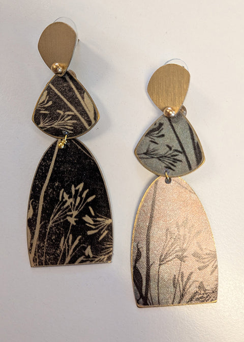 3 82880