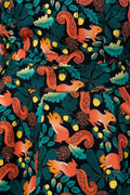 Run & Fly Acorn Adventure Squirrel Pinafore Swing Jurk Zwart - close-up print (ghost)