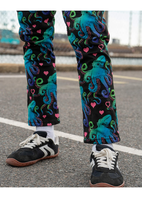 Run & Fly Octopus Love tuinbroek zwart met kleurrijke octopussen en roze hartjes