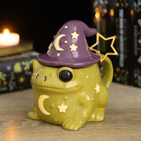 Succubus Home Magic Toad mok met heksenhoed en sterlepel - sfeerfoto